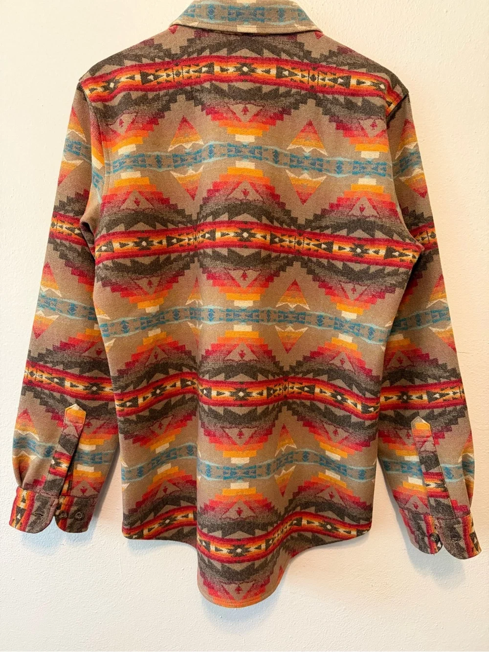 Pendleton Sierra Ridge Fitted Wool Shirt Men's Navajo southwestern M new w/tag - Picture 4 of 6